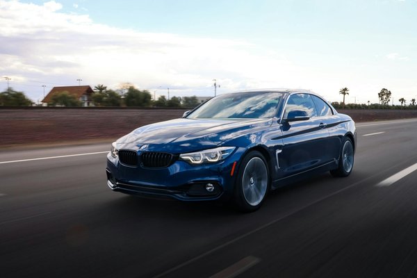 Les voitures miniatures : une passion intergénérationnelle fascinante